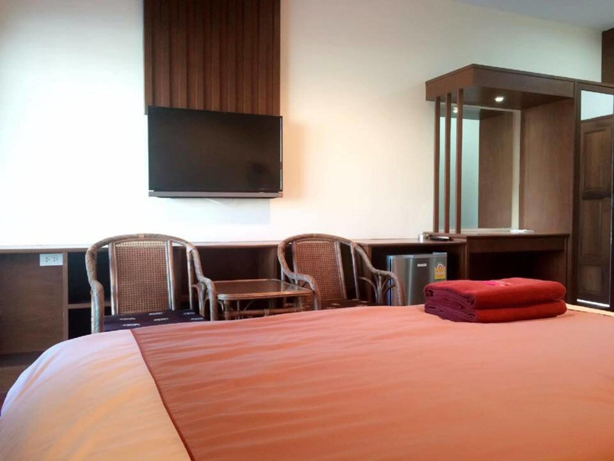 Cha Am My House Hotel Ча Ам Екстериор снимка